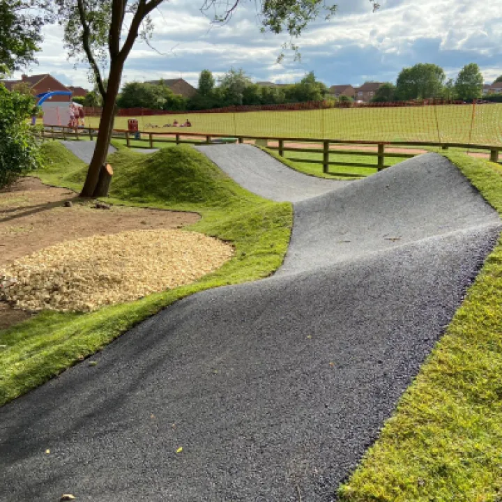 Evesham pump track building