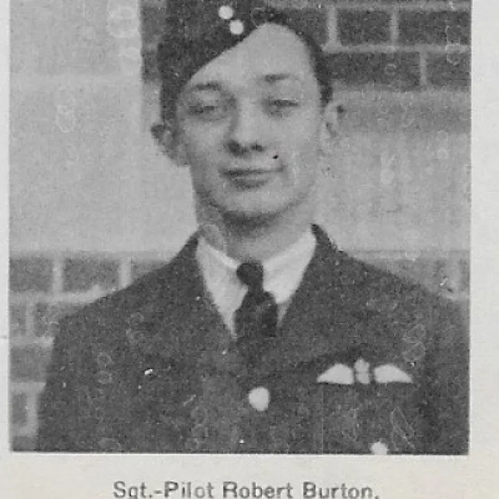 2957676_3