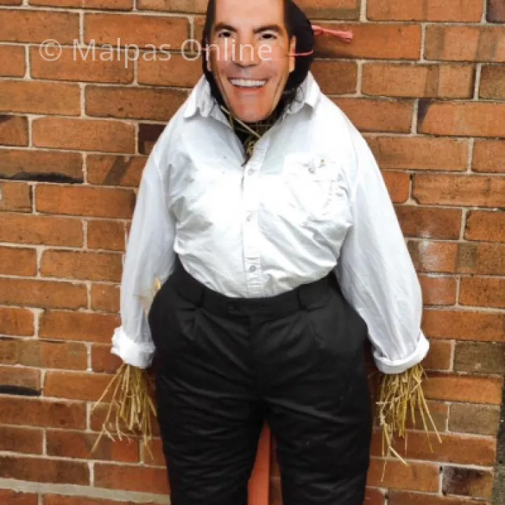 Scarecrow18