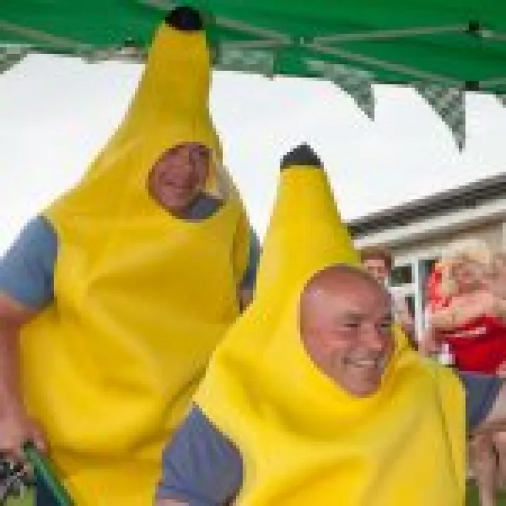 Wheelbarrow Race 05