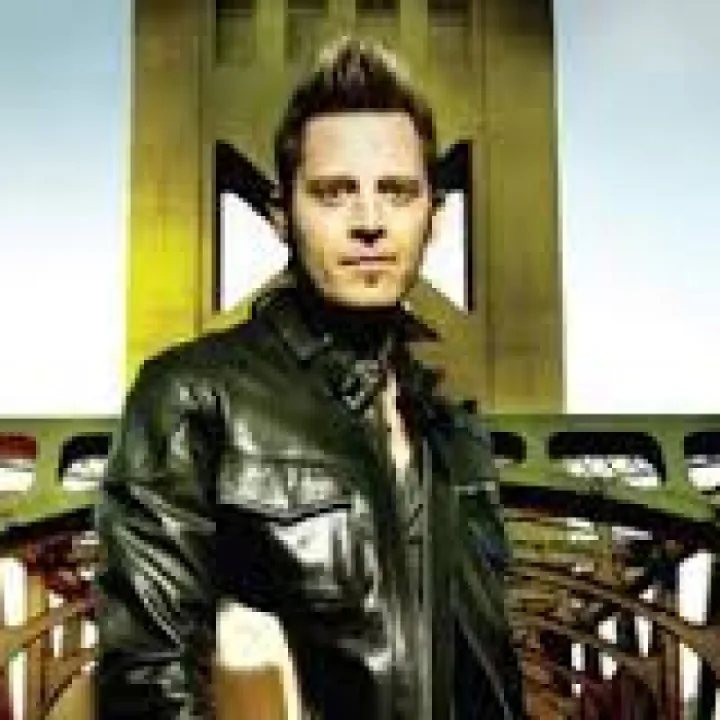 Lincoln brewster