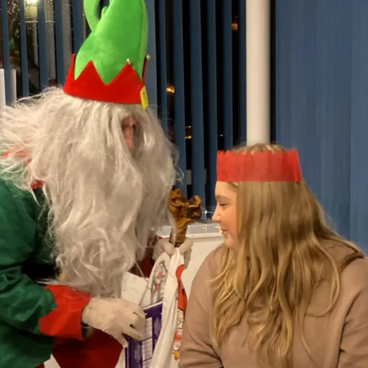 Dec23 &ndash; Festive Quiz 4