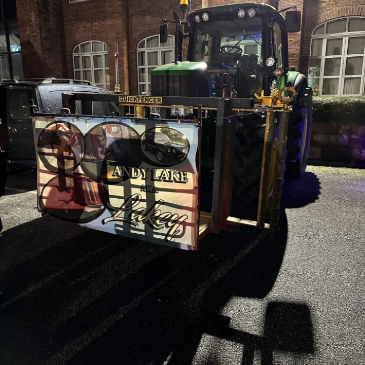 Tractor 03