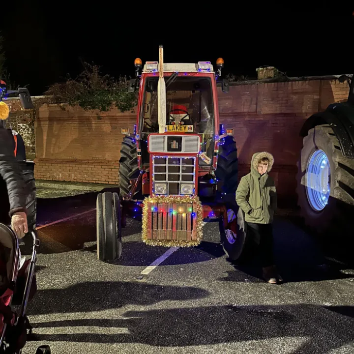 Tractor 07