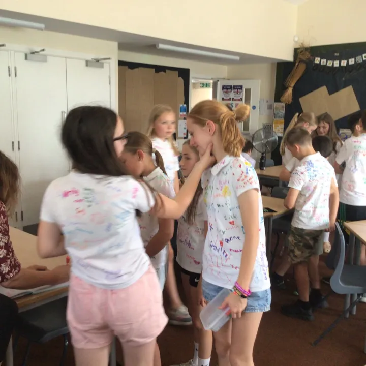 Shirt signing