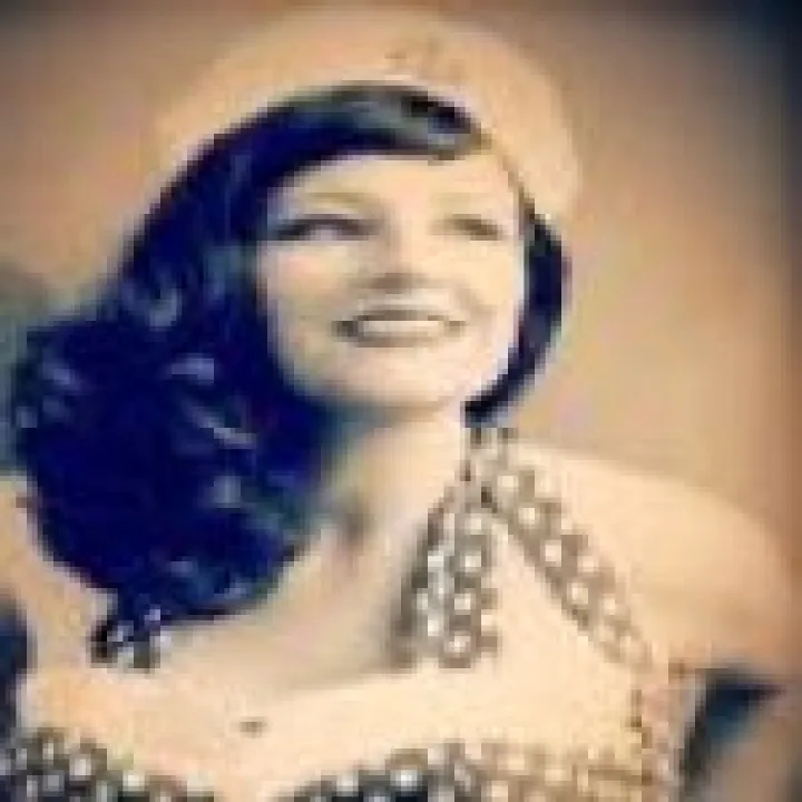 Gloria Sunset &ndash; Vintage Singer