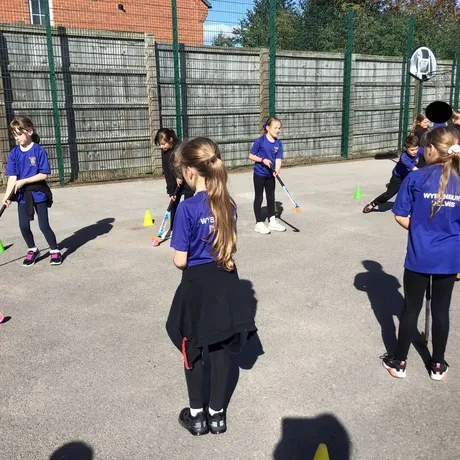 PE Hockey