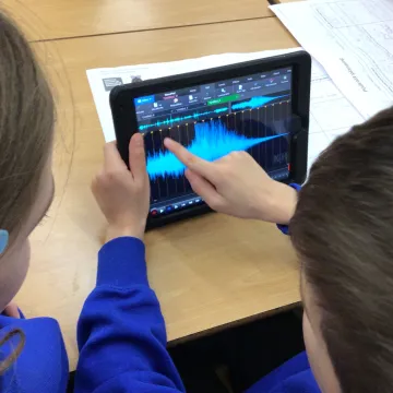 6df012f7-Ddf1-4e5f-90a8-A952c6bf0d66