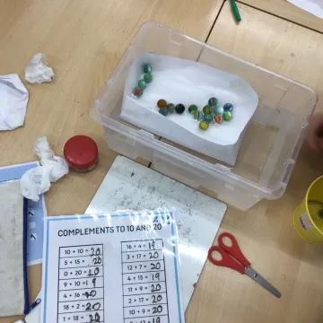 F5f119a4-E756-425b-Aefd-Ebb33e3d4cec