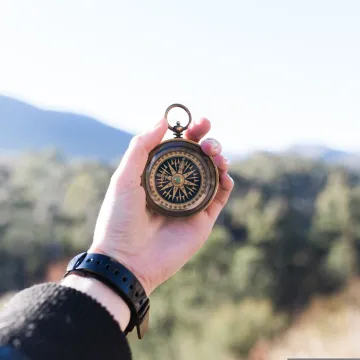 Pexels-Compass-1850673