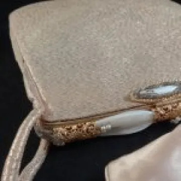 All That Glitters Vintage