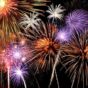 Fireworks-of-various-colo-009