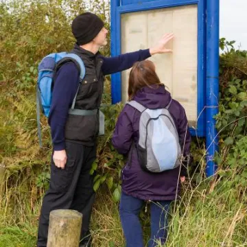 Sandstone Ridge   Walkers in Autumn 30
