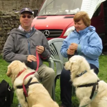 muker_show_dogs