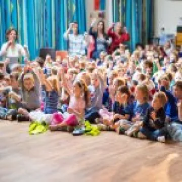 Haddenham Children enjoying 'Spellbinder' 02