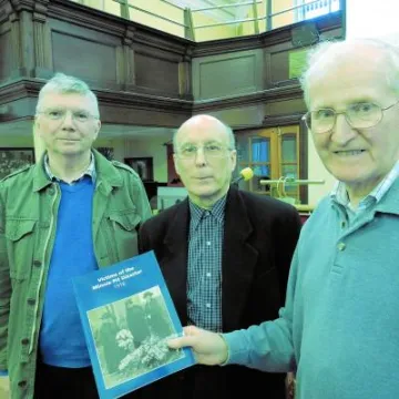 DSCN1865_Presentation of book to the Church_180126