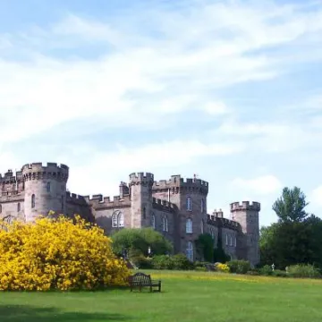 cholmondeley_castle_gardens_original
