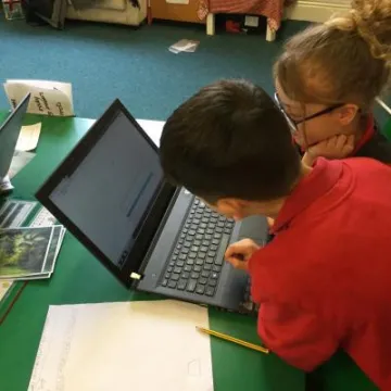 Image: 8F842C8B-787E-41FF-B040-24AD8D1DD5CA