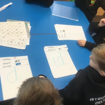 74A5349C-979C-4A59-894F-CADEB517A47D