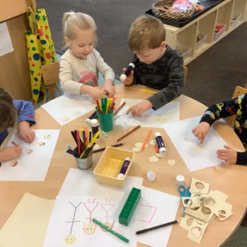 D00C963D-ACF7-434D-B1C1-24579117C84B