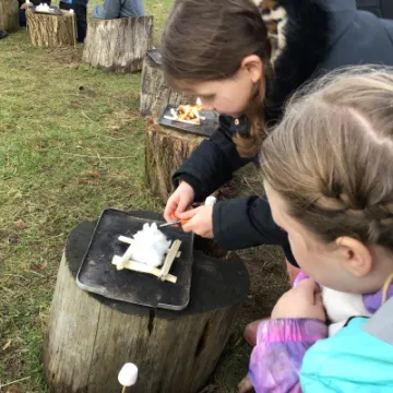 9454BA42-36C3-48E5-A901-9F39DF26C22E