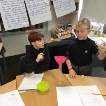 D4F05A52-A719-438D-AA90-C15D294E8124