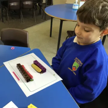 E5EB0EFE-2663-4541-9B6D-33003AAABF8F