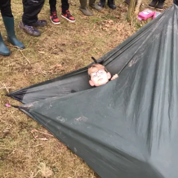 E2616D33-011E-4FE9-9253-3A25D857F13F