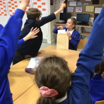 C0DAC838-367D-4A31-9E5B-7677736B4137