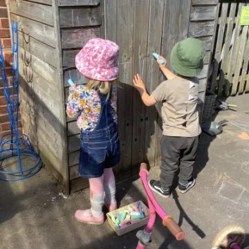 B156F235-A8C8-4D6C-B97C-AAEFCB128C78