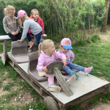 4E1C76B0-96AC-4E44-AD0B-C9F01B3BF06E