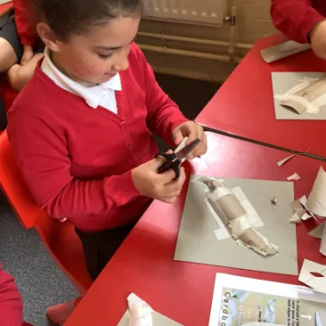 6B7039A8-FA49-4E93-AF15-6EE75AAD3DAB