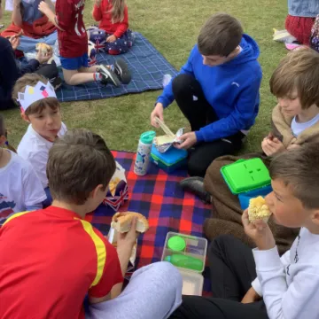 0B4A9074-512C-4DB3-B9CC-F9A0AC2259CC