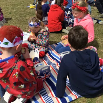 5E6081E7-6461-495C-8A66-BC89A5296701