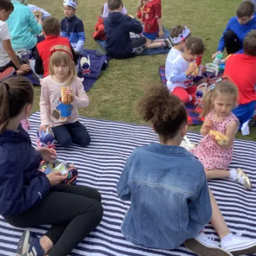 165B7ED9-438D-4712-87BA-85C4D90B4F23