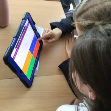 B8BD6284-60A1-4B3B-A004-6A74B4512871