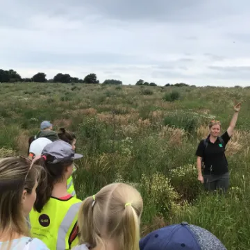 F8EBDDDC-03B4-4A40-AAB5-FDD0DF04439F