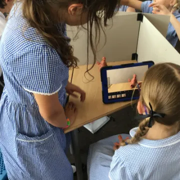 AF56BA5B-E8B1-4E29-8178-64DB6C4C75AC