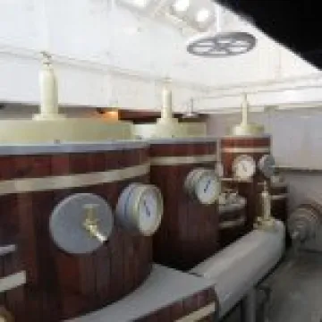 RRS Discovery jpg9