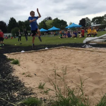 Long jump (3)
