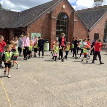 E4570448-7A30-448E-B899-6EF28B03AC6A