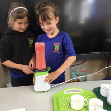 79CD41B7-16A5-4172-BD78-8318126B7890