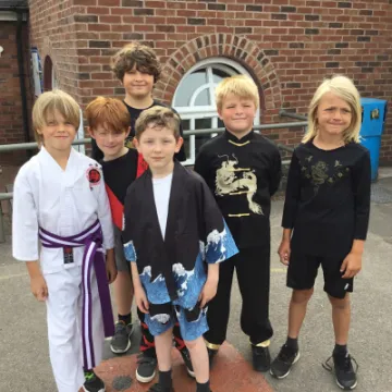 90C79231-6654-46D5-8AF1-42FA6B9CE1BC