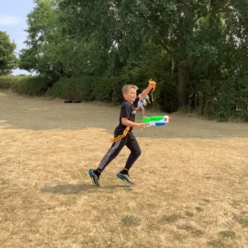 FD37B54A-1E36-41FE-ABBD-0FBC13425ADE