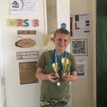 DCA69876-ADE6-4C49-9873-49D228E862D9