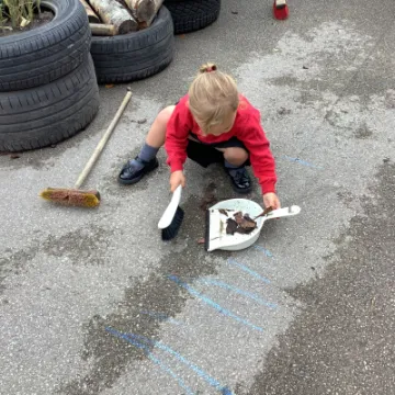 2F4515BF-88B2-4E21-8D78-F41404C8017E