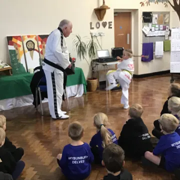 0F20A143-4F3D-4A18-AC86-2F2ABFC4899A