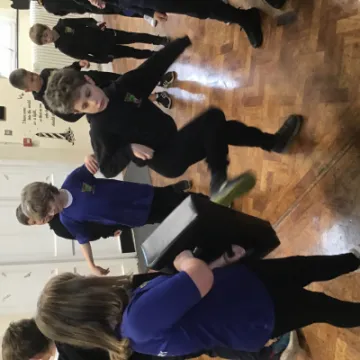 2D055711-C8CC-4075-AF73-18E05D105045