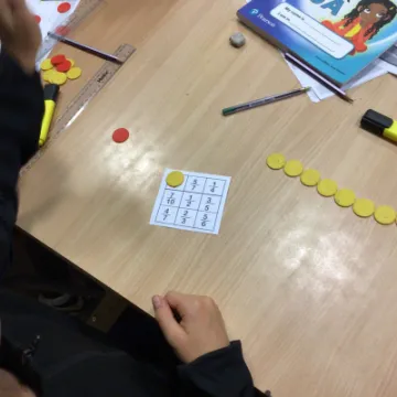 8D41F7B8-C834-4713-AE39-6660A0DEF508