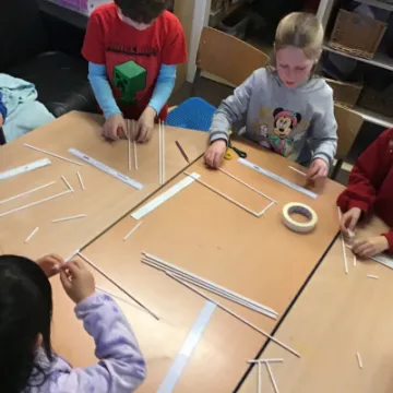 7E054C80-72BF-4E31-B61D-18A538491C12